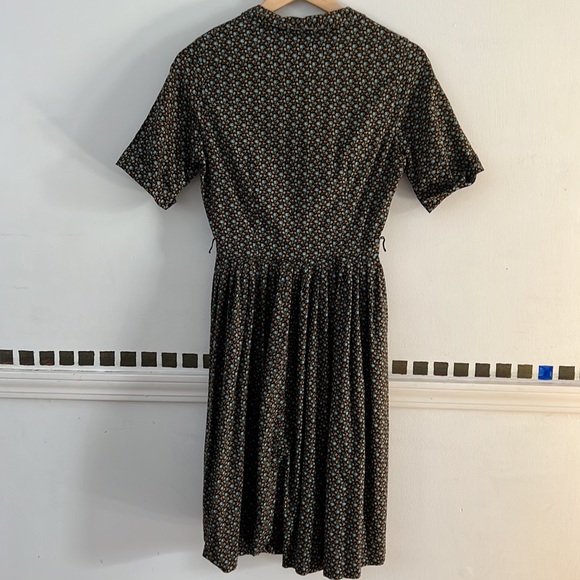 Vintage Lady Bird Dress - Picture 7 of 11